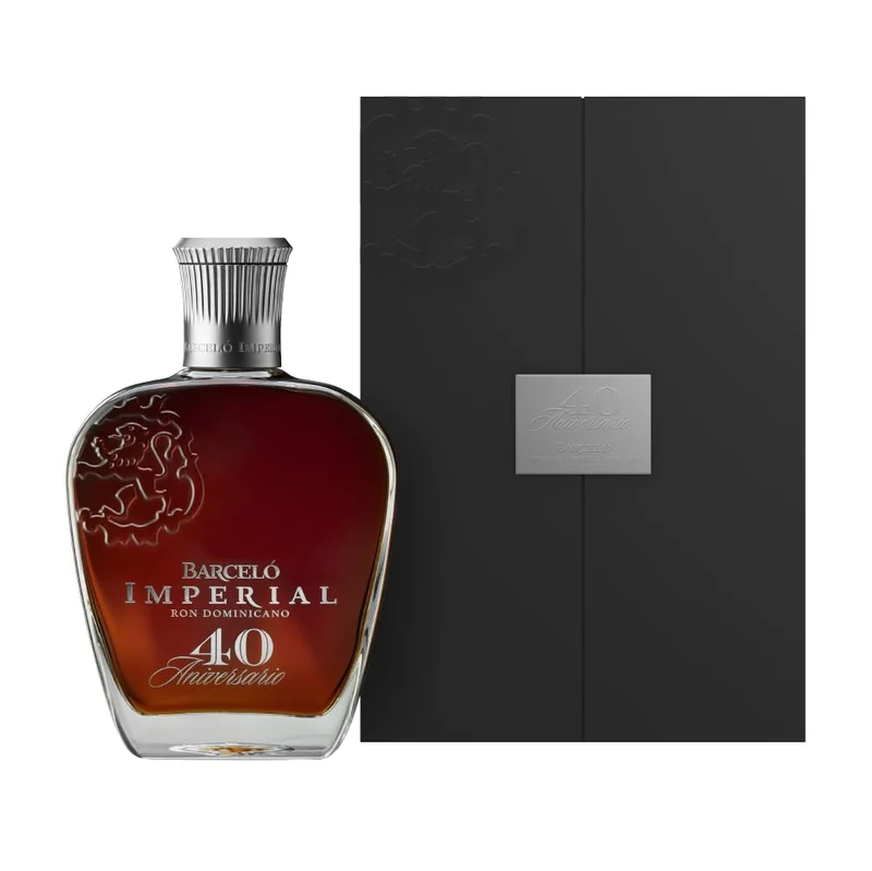 Ron Barceló Imperial – Bottiglia da 700 ml di Rum Ambrato, Invecchiato Naturalmente fino a 10 anni in Barrique di Rovere, Rum Dominicano da 100% Succo di Canna da Zucchero
