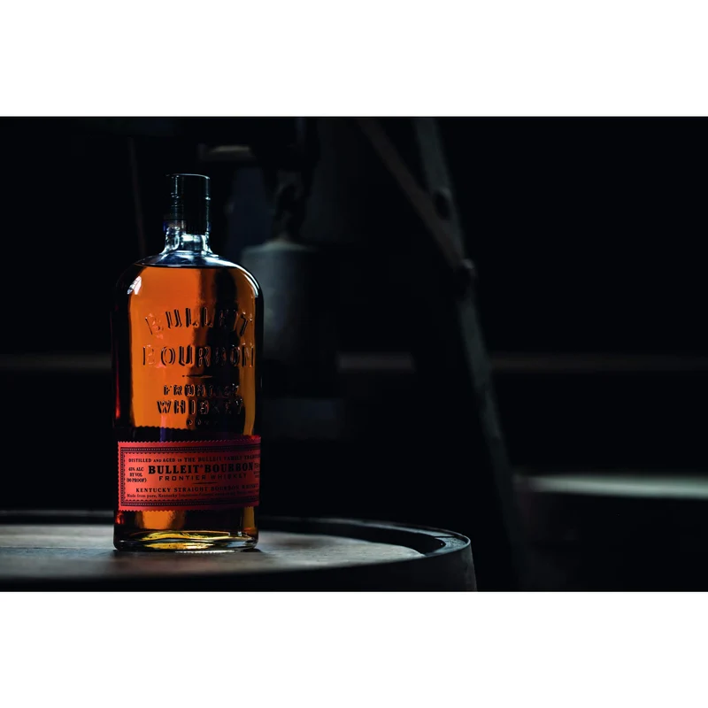 Bulleit Bourbon Whiskey Americano - 700 ml