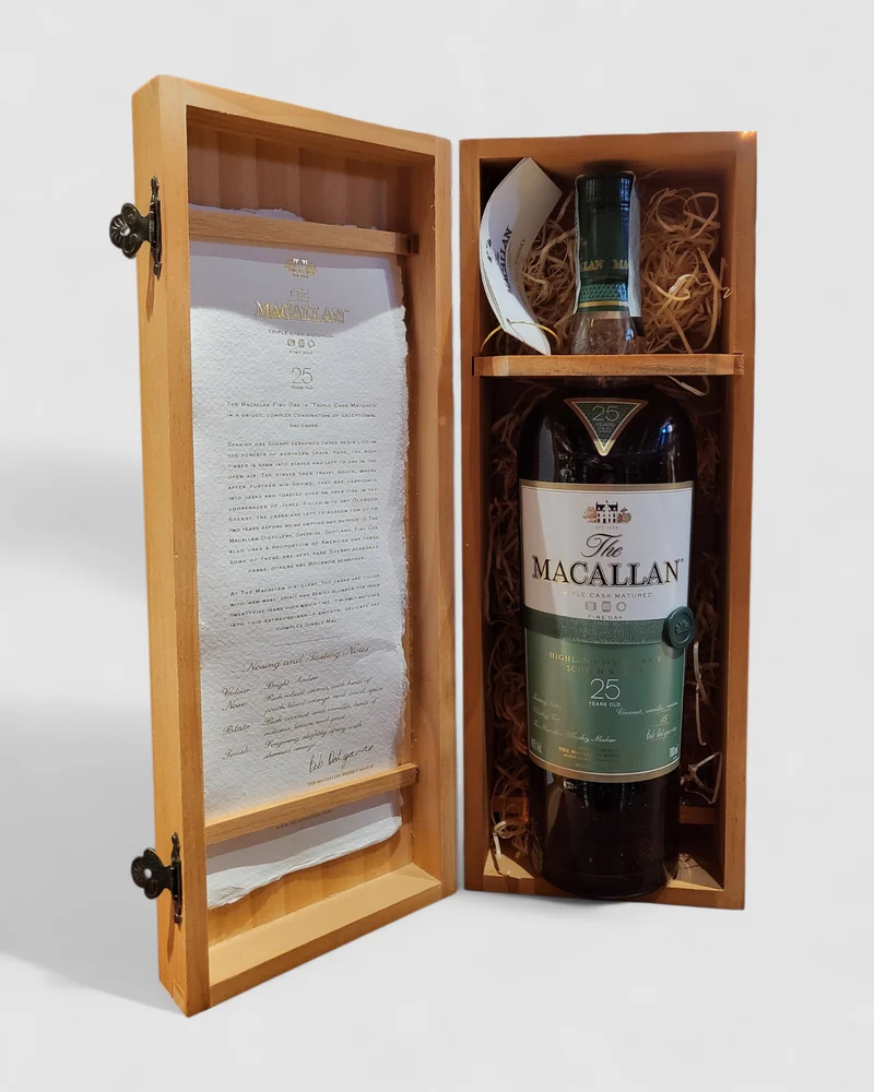 Macallan 25 Y.O. Fine Oak Triple Cask Matured