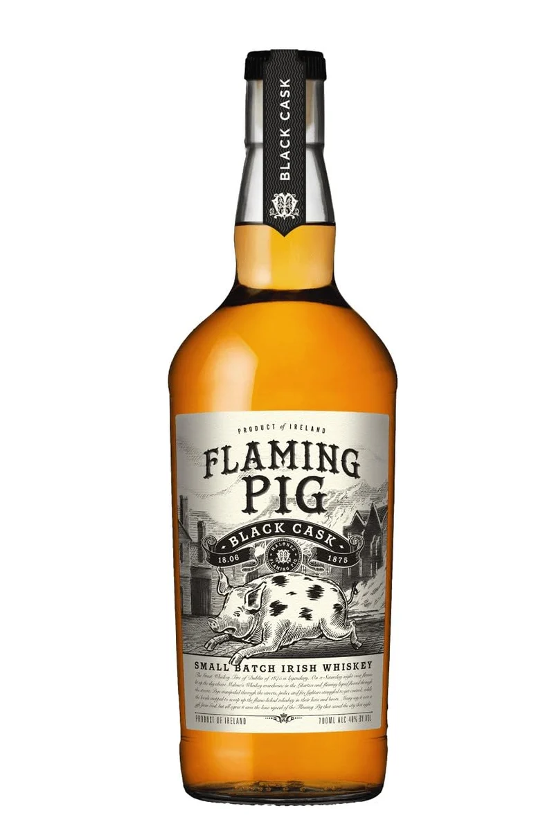 FLAMING PIG Black Cask | Irish Whiskey - 700 ml | Distillato artigianalmente | Godetevi l'autentico sapore irlandese maturato per 6 mesi in botti bruciate.