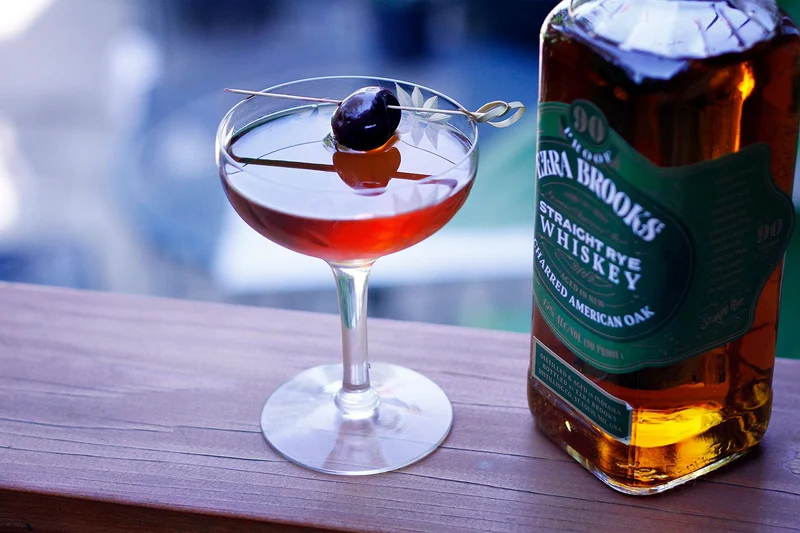 Ezra Brooks Kentucky Straight Rye Whiskey - 700 ml