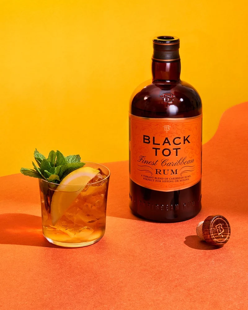 Black Tot Caribbean Rum - 700 ml, con astuccio
