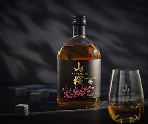 Yamazakura Blended Whisky 700 ml
