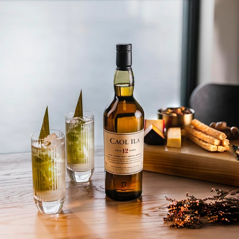 Caol Ila 12 Anni Islay Single Malt Scotch Whisky - 700 ml