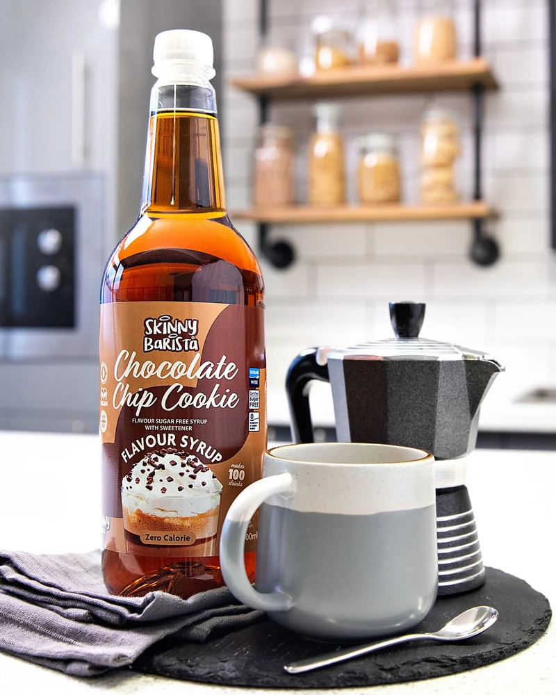 Skinny Barista Sciroppo al gusto di biscotto con gocce di cioccolato - Sciroppo di caffè Skinny senza zucchero - 1 litro (edizione limitata)