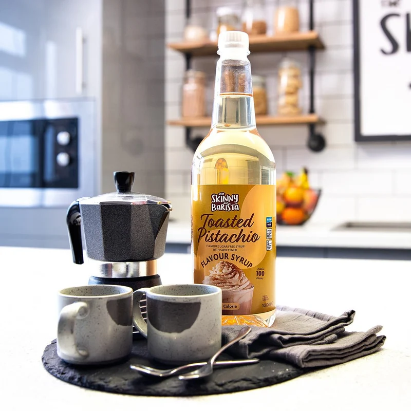 Sciroppo aromatizzato al pistacchio tostato Skinny Barista - Caffè magro senza zucchero e senza calorie - 1 litro (edizione limitata)