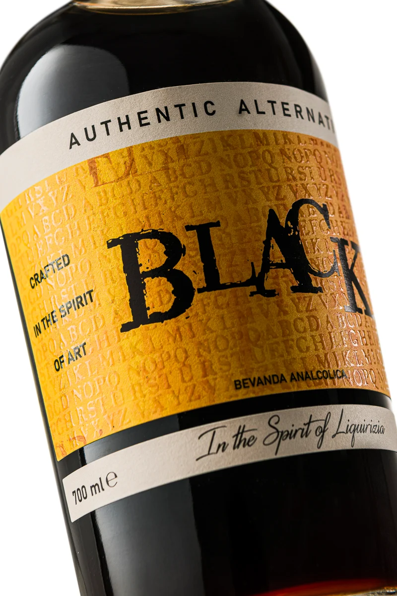 Freely Black 0% - Liquore analcolico digestivo alla liquirizia