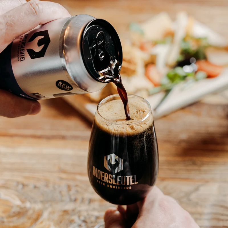 Motor Oil Imperial Stout 0,5% 44 cl - Moersleutel