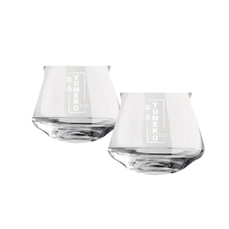 Yumeko Whisky, 700 ml, Whisky Giapponese, Confezione Regalo con 2 Bicchieri da Degustazione, Fermentazione 96h, Doppia Distillazione, Invecchiamento in Botti di Quercia Americana e Bourbon, 40% vol.