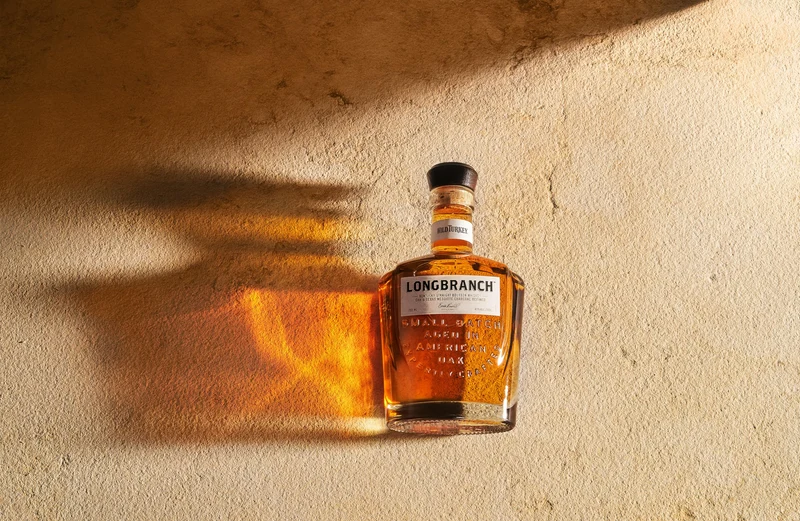 Wild Turkey - Longbranch, 70 cl, Whiskey Bourbon Americano, Invecchiato 8 Anni, 43% Vol