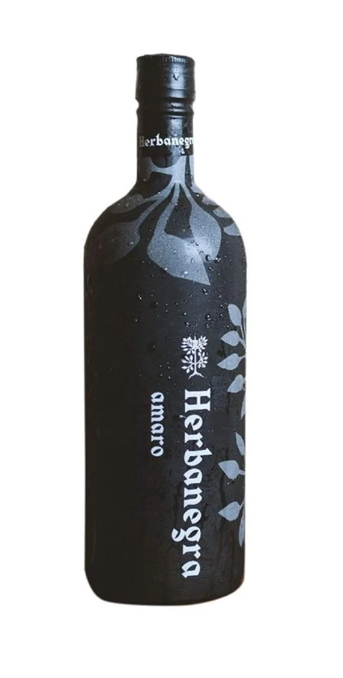 AMARO HERBANEGRA 1 lt. 30°