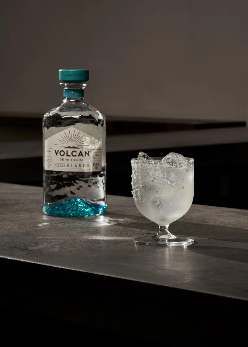 Tequila volcan blanco 70cl.