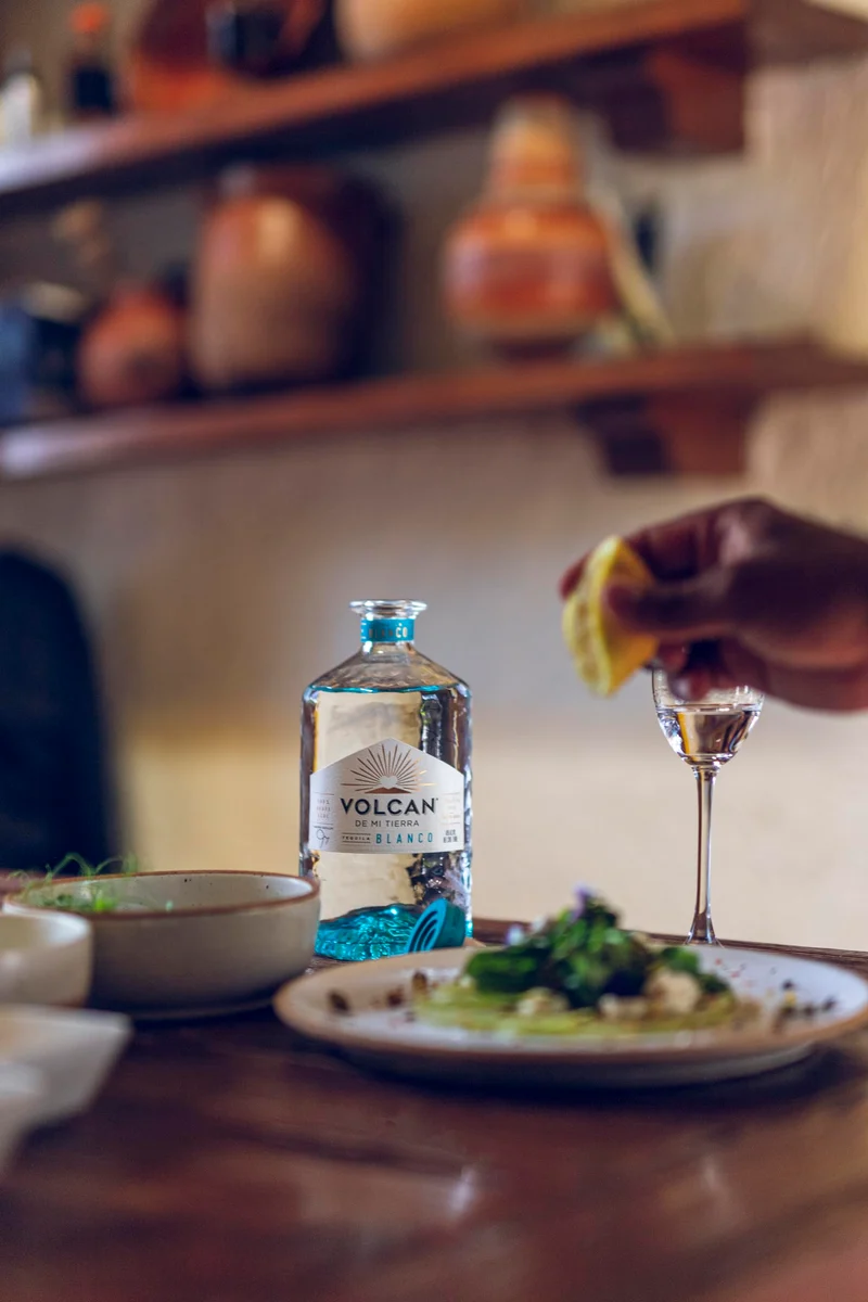 Tequila volcan blanco 70cl.